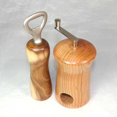 Flaschenöffner und Muskatmühle