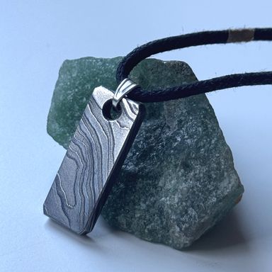 Anhänger aus Damaststahl